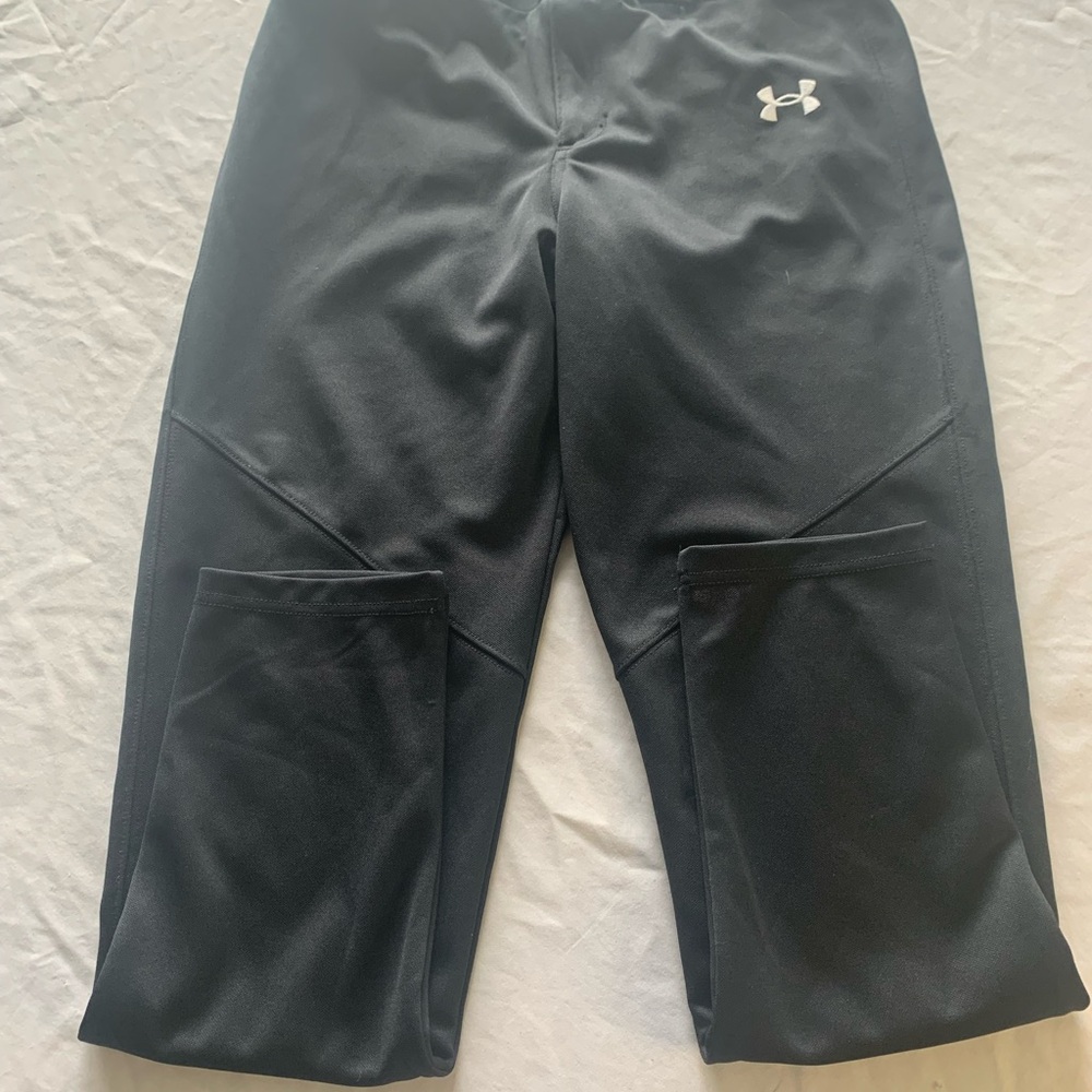 Under Armour YXL Black Baseball Pants